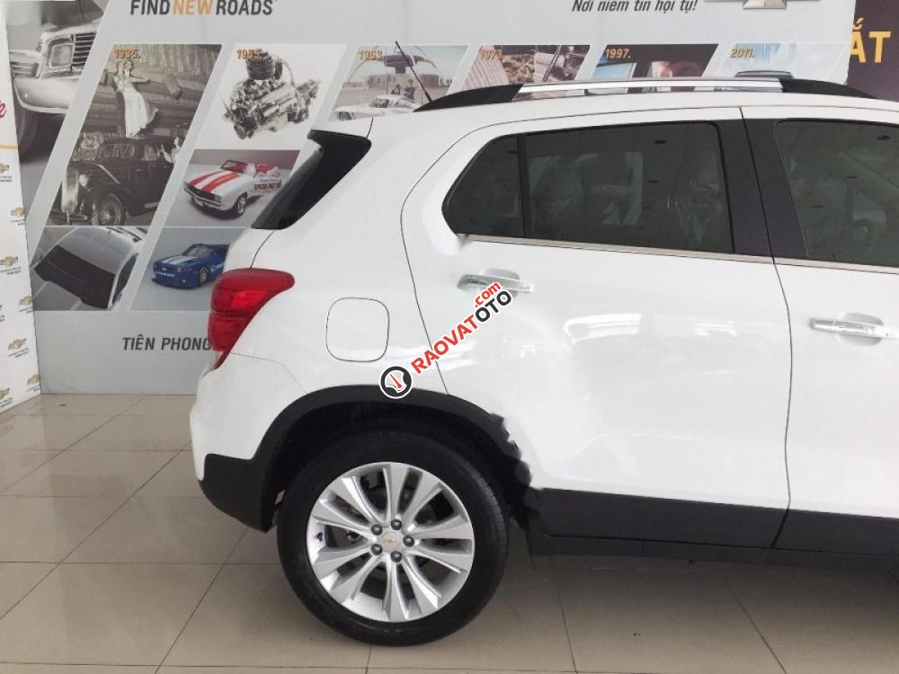 Bán xe Chevrolet Trax 1.4 LT đời 2017, màu trắng, nhập khẩu nguyên chiếc-8