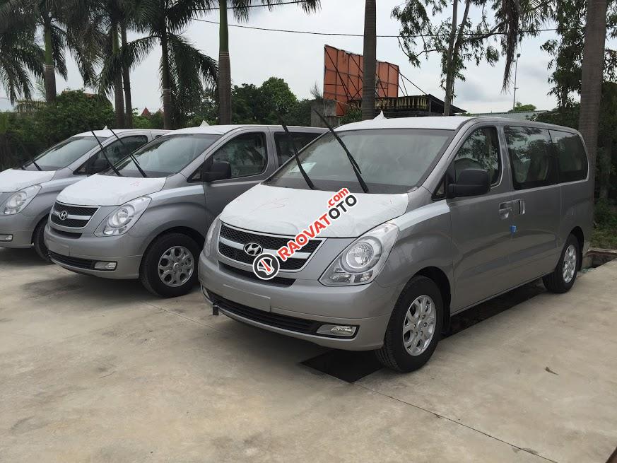 Bán ô tô Hyundai Grand Starex giá tốt - Đại lý Hyundai chính hãng gọi Mr Tiến 0981.881.62-0