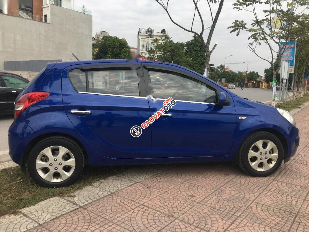 Bán Hyundai i20 1.4 AT đời 2010, màu xanh lam, xe nhập xe gia đình-5