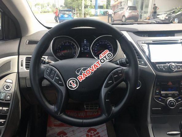 Bán Hyundai Elantra 1.8 AT đời 2015, màu đen-9