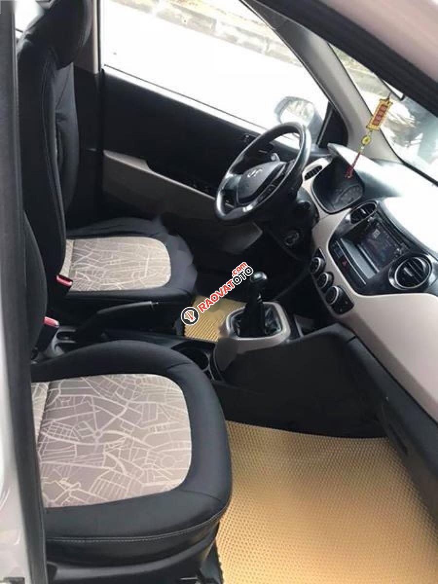 Cần bán xe Hyundai Grand i10 2014, màu trắng, nhập khẩu nguyên chiếc-5