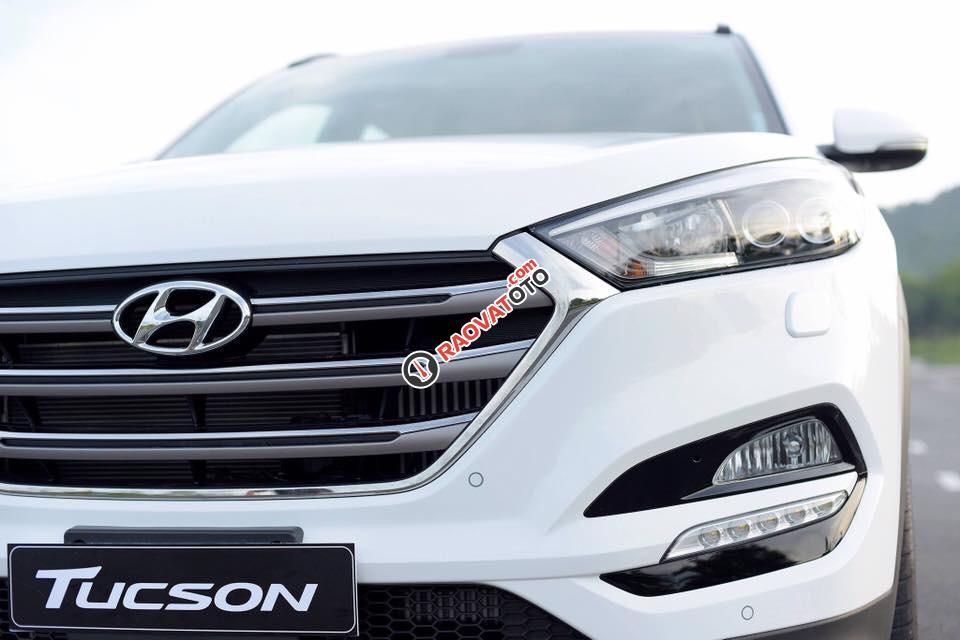 Bán Hyundai Tucson 1.6 turbo TGDI, hỗ trợ vay vốn 80% GT xe. Hotline 0948955599 - 0935904141-6