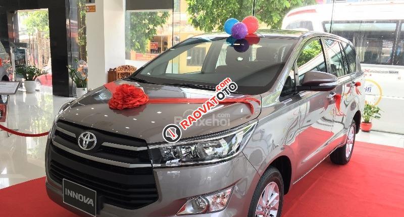 Bán Toyota Innova 2.0 E 2018 hỗ trợ trả góp 80%, lãi suất thấp 3,99%-1