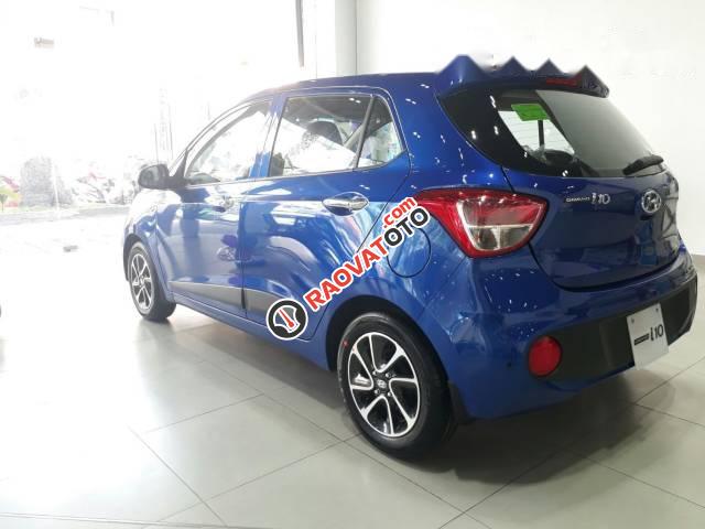Bán Hyundai Grand i10 đời 2017, màu xanh lam, 315tr-3