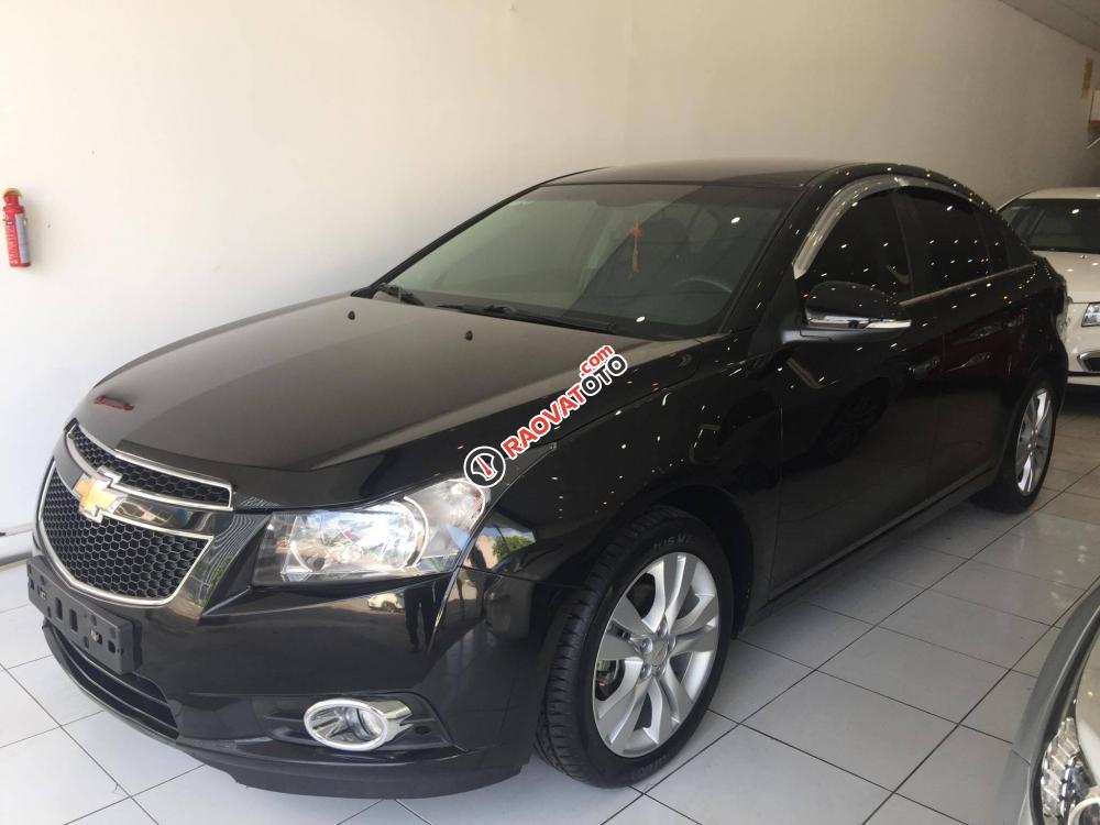 Bán Chevrolet Cruze LTZ 1.8AT đời 2015, màu đen số tự động-1