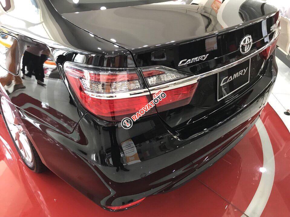 Bán xe Toyota Camry 2.5Q model 2018, màu đen, giao ngay-7