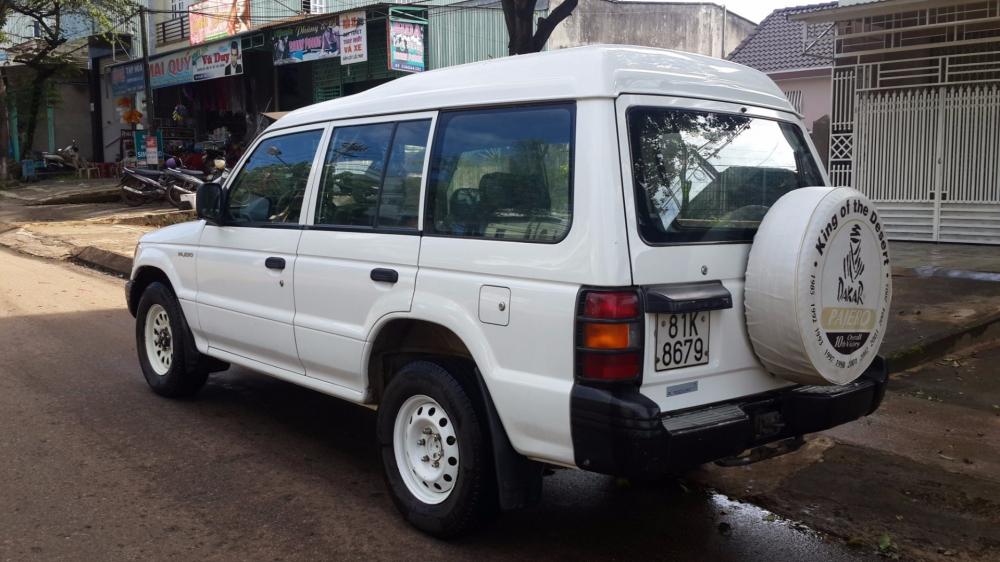 Cần bán Mitsubishi Pajero đời 2002, màu trắng, nhập khẩu-2