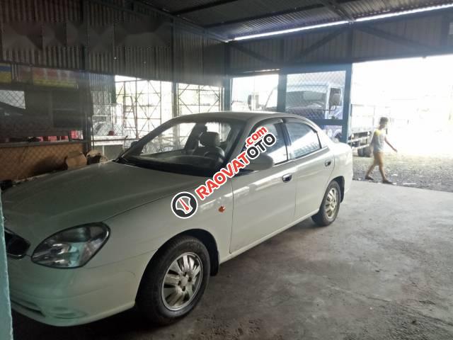 Cần bán gấp Daewoo Nubira sản xuất 2002, màu trắng xe gia đình, giá cạnh tranh-3