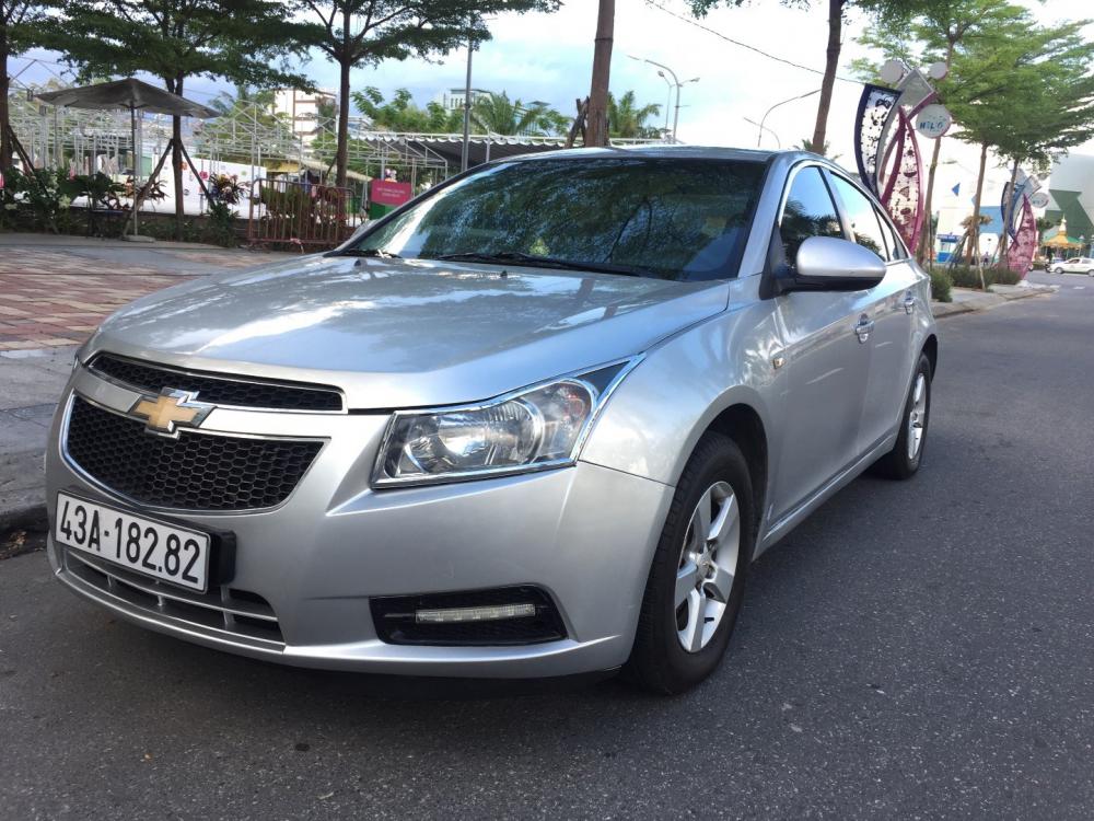 Chính chủ bán xe Chevrolet Cruze đời 2010, màu bạc, nhập khẩu-8