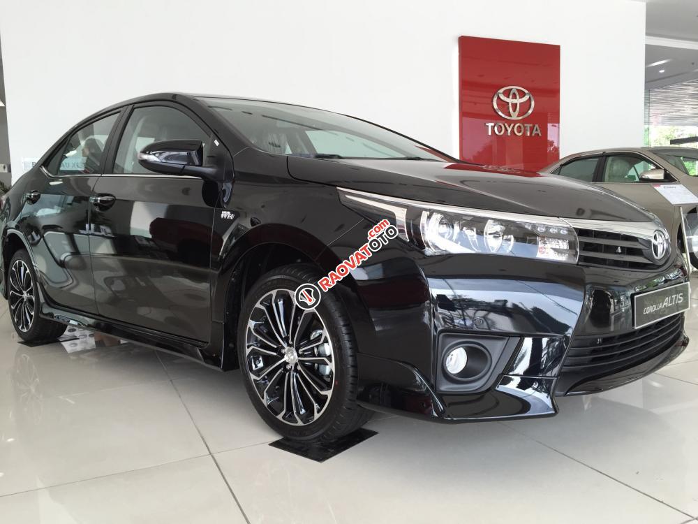 Bán Toyota Corolla Altis 2.0V Sport model 2018, xe giao ngay, cam kết giá tốt nhất, gọi ngay: 0948057222-1