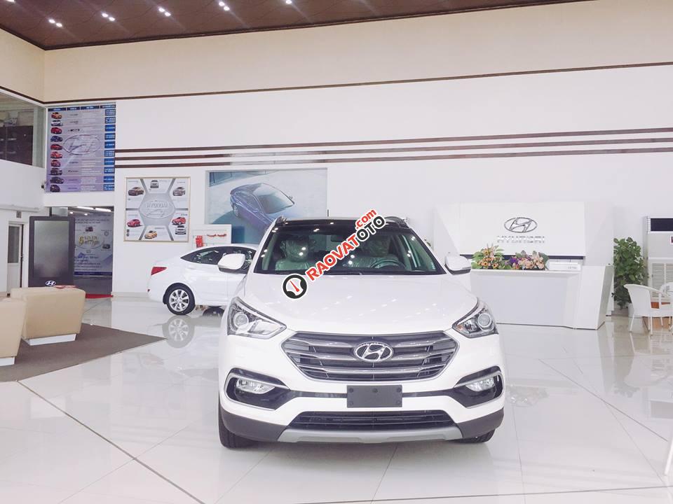 [Hyundai Huế] Cần bán Hyundai Santa Fe đời 2018, xăng, tiêu chuẩn, chính hãng, khuyến mãi khủng - LH: 0903545725-4