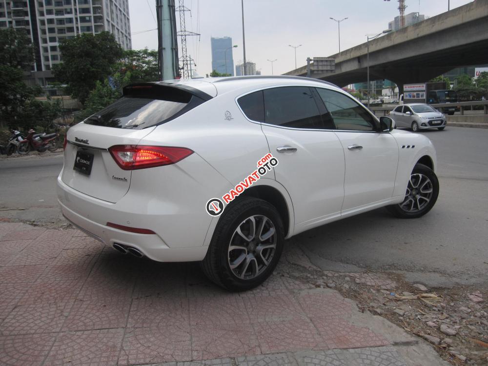 Bán xe Maserati Levante đời 2017-4