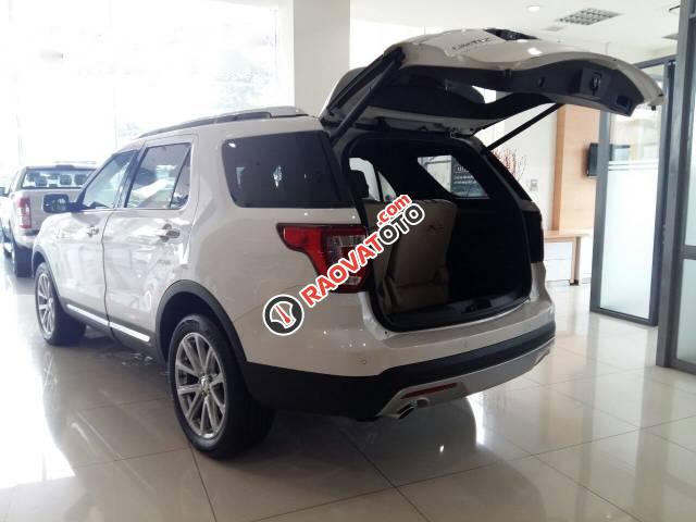 Bán xe Ford Explorer đời 2017, màu trắng, nhập khẩu nguyên chiếc-5