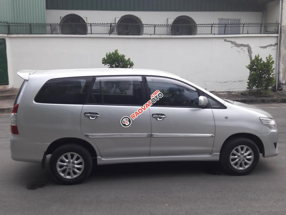 Toyota Innova E 2.0 2013 zin đẹp, chính chủ-6