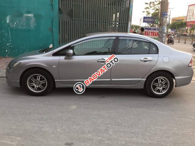 Cần bán Honda Civic AT đời 2009, màu bạc số tự động, giá tốt-1