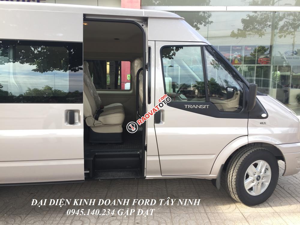 Bảng giá xe Ford Transit 16 chỗ, mới nhất 2018, ba phiên bản-1