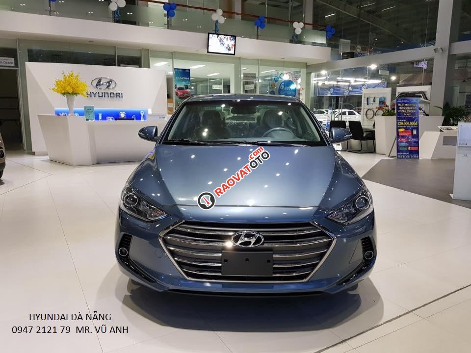 Xe Hyundai Elantra 2018 màu xanh - Đà nẵng, giảm giá 80 triệu, chỉ còn 549 triệu, Lh: 0941 295 79-6