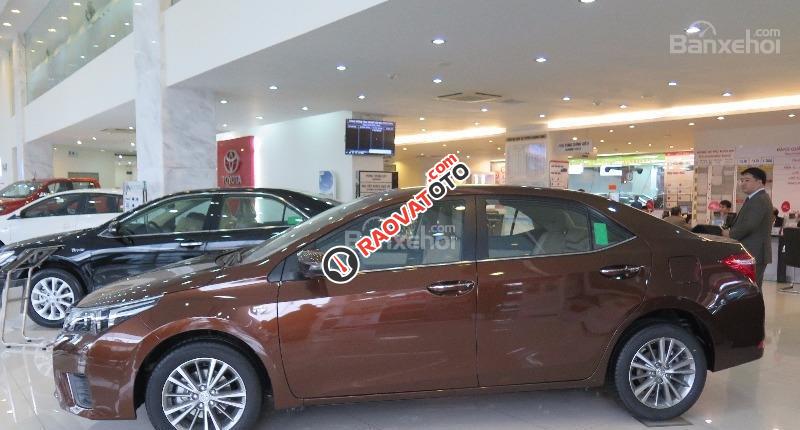 Toyota Corolla Altis 1.8 AT 2017 " Giảm mạnh" cùng nhiều quà tặng hấp dẫn khác-1