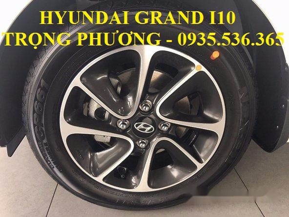 Bán xe Hyundai Grand i10 đời 2017, màu đỏ, xe nhập-14