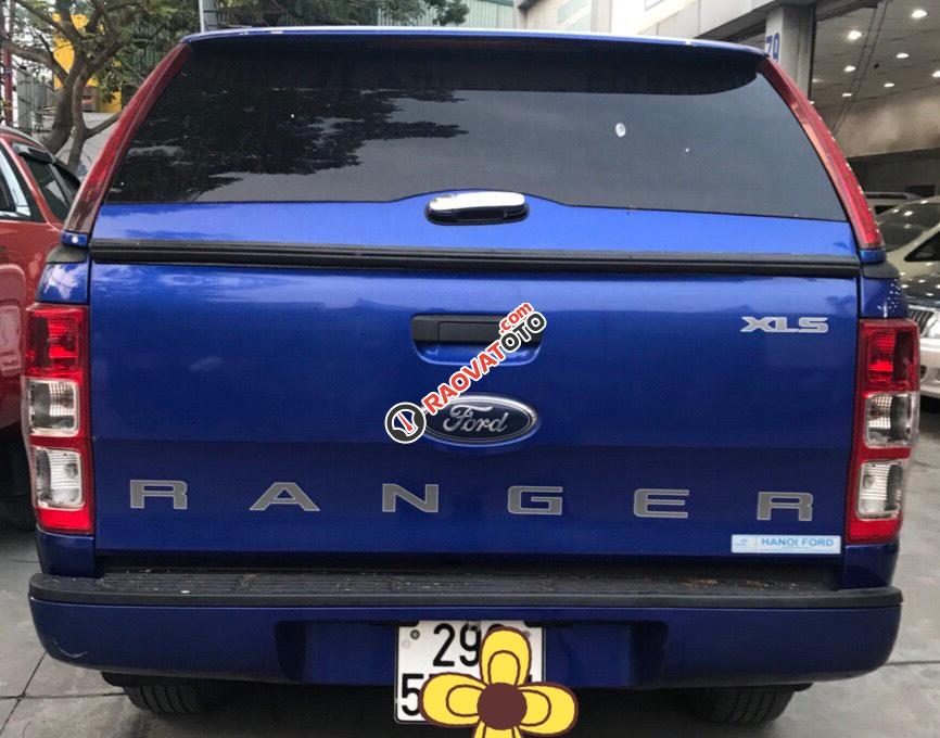 Bán ô tô Ford Ranger XLS đời 2015 model 2016, màu xanh, xe nhập-1