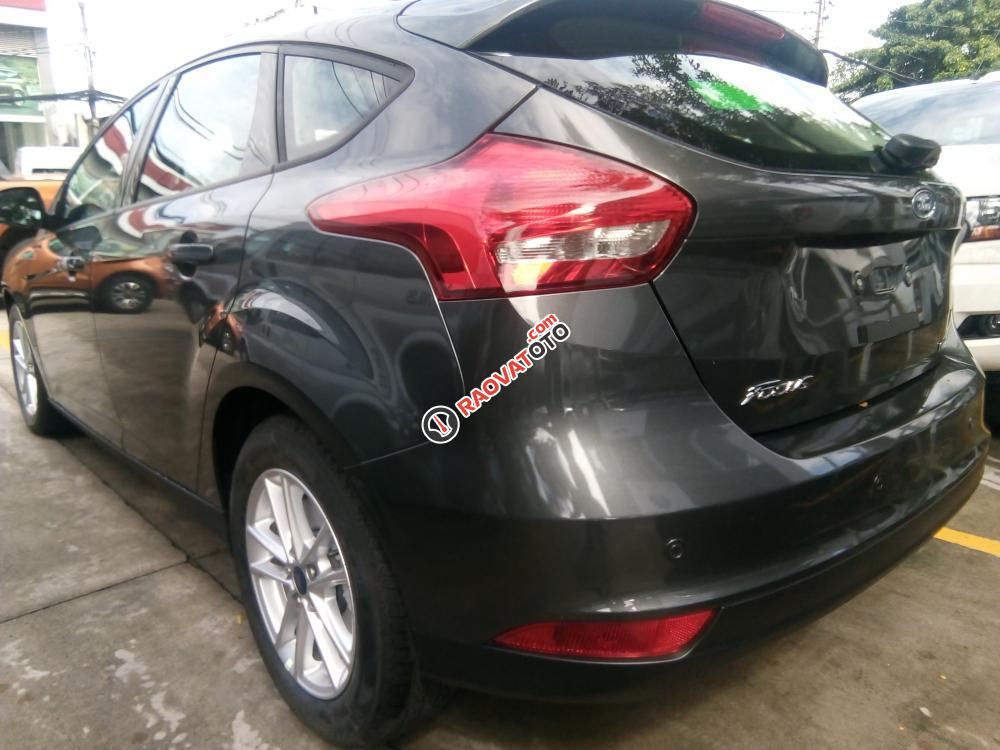 Bán xe Ford Focus 1.5 Ecoboost 2017, chỉ 150 triệu chạy xe về, tặng BHVC+ Phụ kiện nâng cấp Titan như hình-2