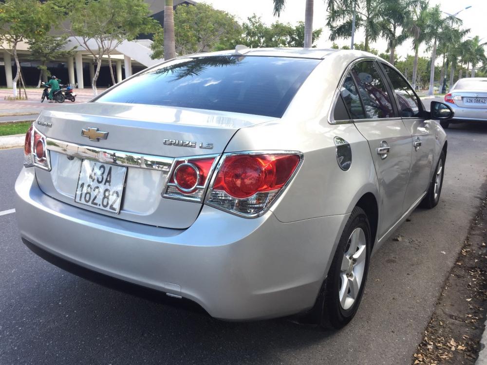 Chính chủ bán xe Chevrolet Cruze đời 2010, màu bạc, nhập khẩu-5