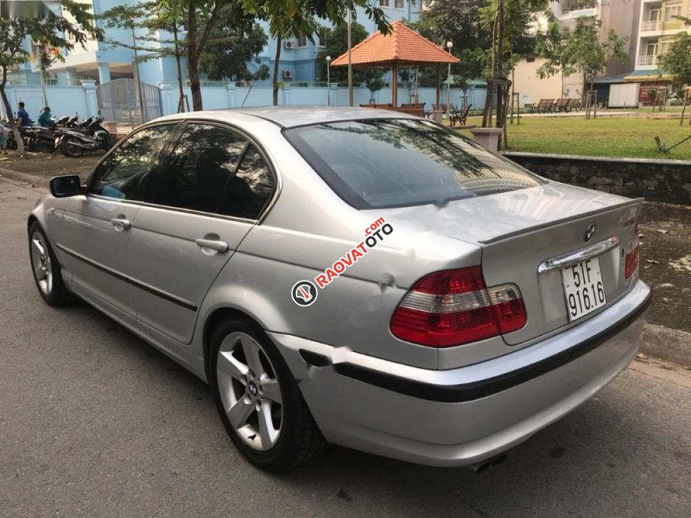 Bán BMW 3 Series 325i sản xuất 2005, màu bạc-6