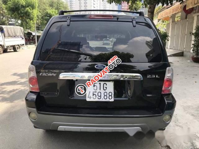 Bán ô tô Ford Escape sản xuất 2005, màu đen, giá 259tr-3