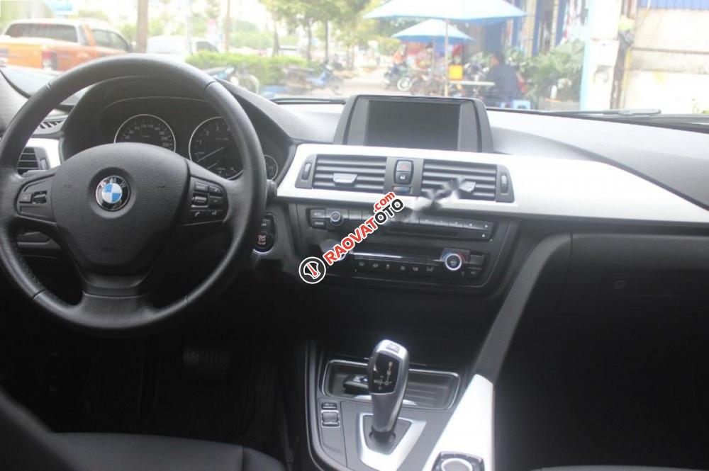 Bán BMW 3 Series 320i đời 2013, màu đen, nhập khẩu nguyên chiếc-5