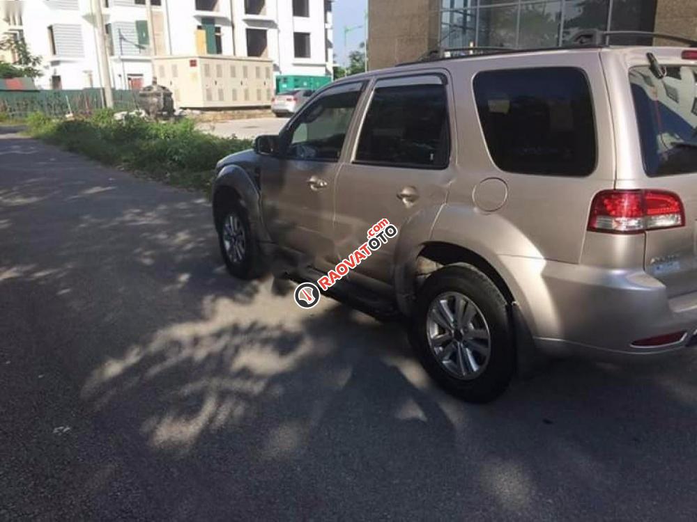 Cần bán Ford Escape năm 2011 chính chủ, giá chỉ 400 triệu-0