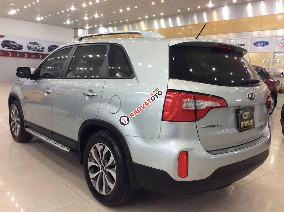 Xe Kia Sorento 2.4 2017 - 889 triệu-6