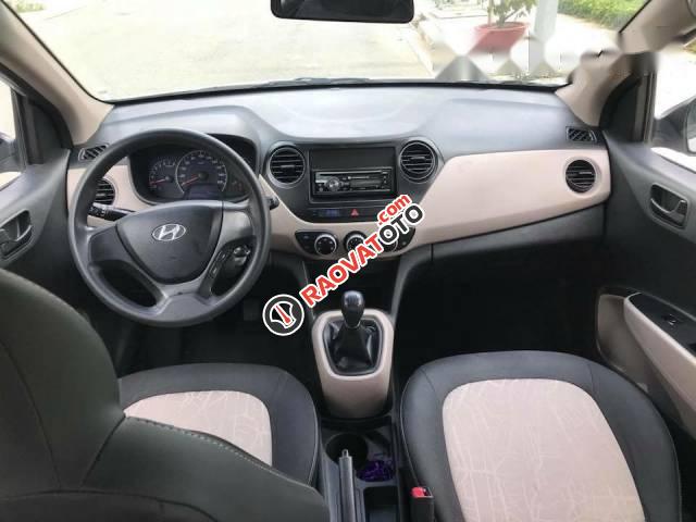 Cần bán gấp Hyundai Grand i10 1.0MT đời 2015, màu bạc-3