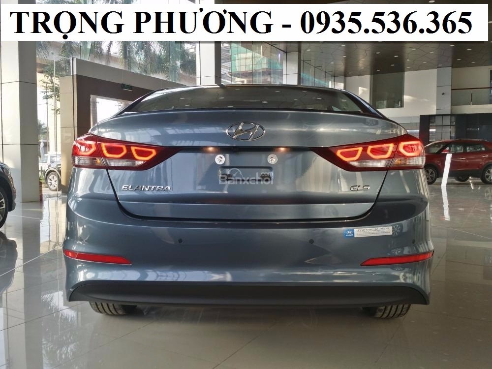 Cần bán Hyundai Elantra đời 2017, màu đen, nhập khẩu-11