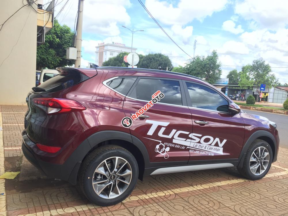 Bán Hyundai Tucson 2.0AT máy xăng, bản đặc biệt 2018, màu đỏ, giá tốt nhất năm, trả góp 85% xe, ĐT: 0941.46.22.77-6