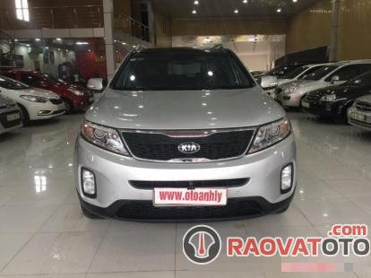 Bán xe Kia Sorento 2015, màu bạc-1