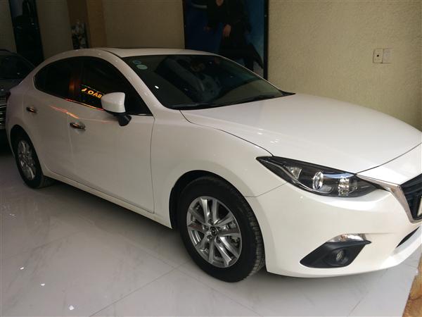 Bán Mazda 3 đời 2016, màu trắng, còn mới, 648tr-0