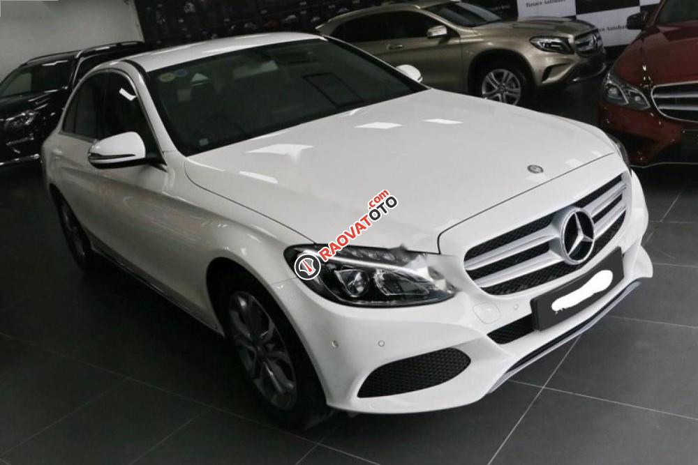 Cần bán xe Mercedes đời 2015, màu trắng-4