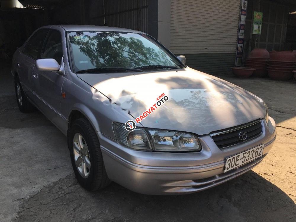 Cần bán xe Toyota Camry 2.2 GLI sản xuất 1999, nhập khẩu chính chủ, giá tốt-2