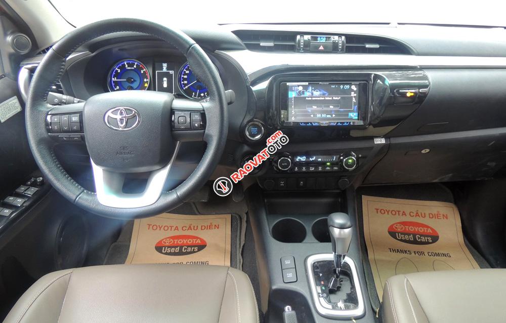 Bán Toyota Hilux 2.4E 2017, hỗ trợ trả góp lên tới 80%, hotline: 0976112268-10