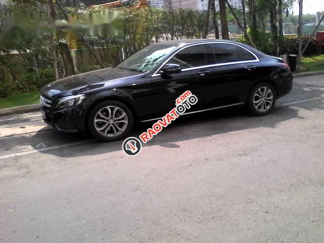 Cần bán Mercedes C200 đời 2016, màu đen-4