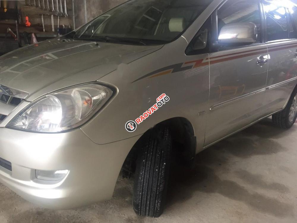 Bán Toyota Innova G đời 2006, màu bạc-1