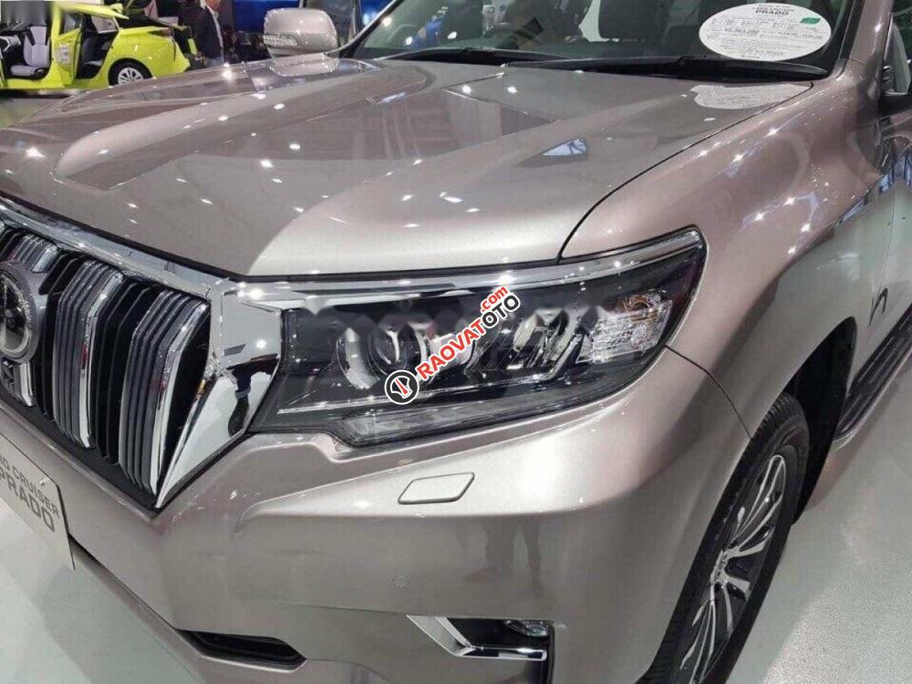 Cần bán xe Toyota Land Cruiser Prado VX 2.7L đời 2017, xe nhập-0