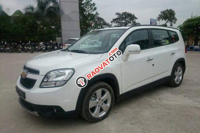 Bán xe Chevrolet Orlando đời 2017, màu trắng, 620tr-0