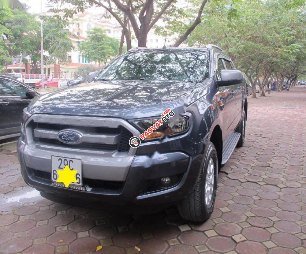 Bán Ford Ranger XLS 2.2L 4x2 AT đời 2016, màu xanh lam, nhập khẩu  -2