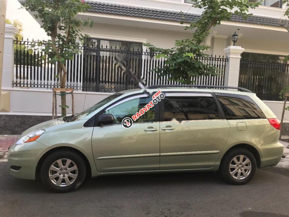 Bán Toyota Sienna sản xuất 2008, nhập khẩu nguyên chiếc như mới-3