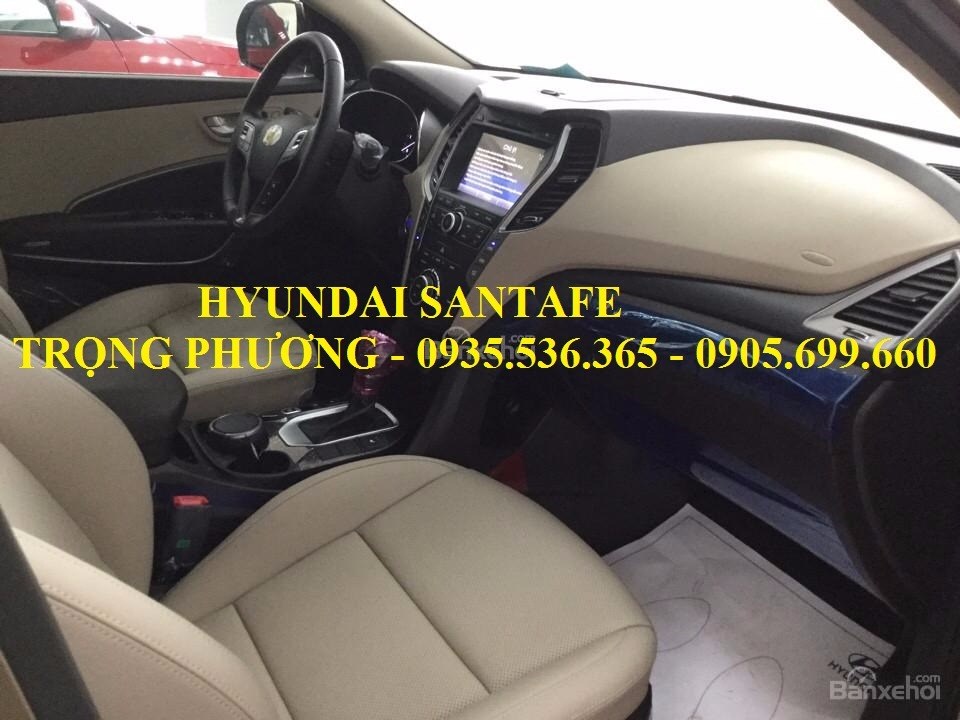 Bán xe Hyundai Santa Fe sản xuất 2017, màu nâu, nhập khẩu nguyên chiếc-16