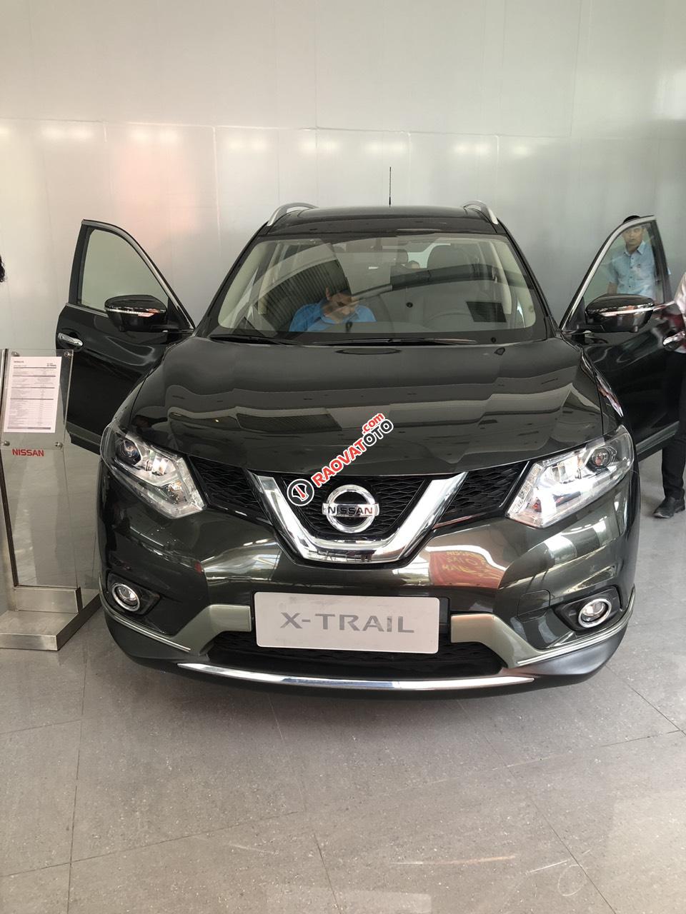 Nissan X -Trail Premium (2017), giá chỉ 888 triệu, hỗ trợ giá tốt nhất-0