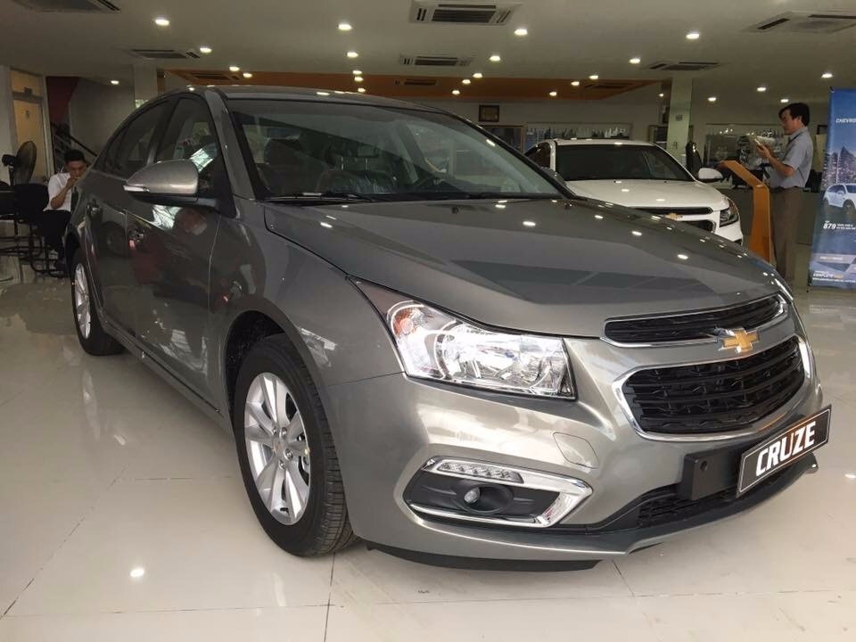 Bán xe Chevrolet Cruze đời 2017, màu nâu, xe nhập-0