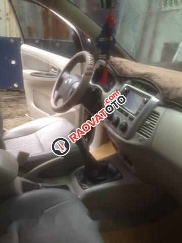 Bán Toyota Innova đời 2014 như mới, giá 585tr-0