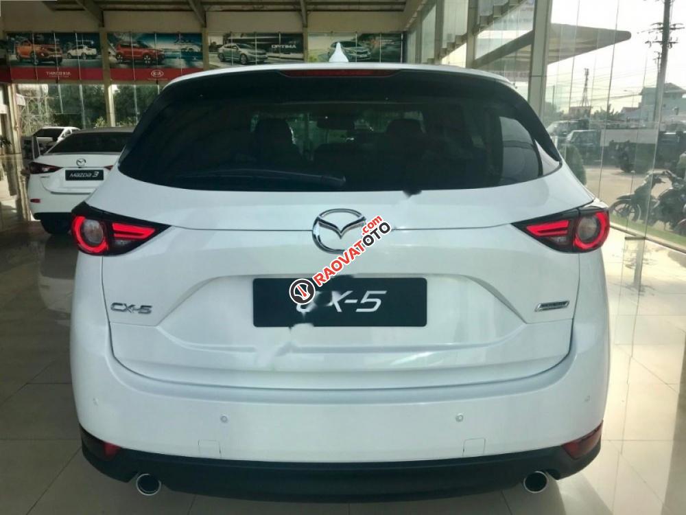 Bán Mazda CX 5 đời 2017, màu trắng, giá tốt-5